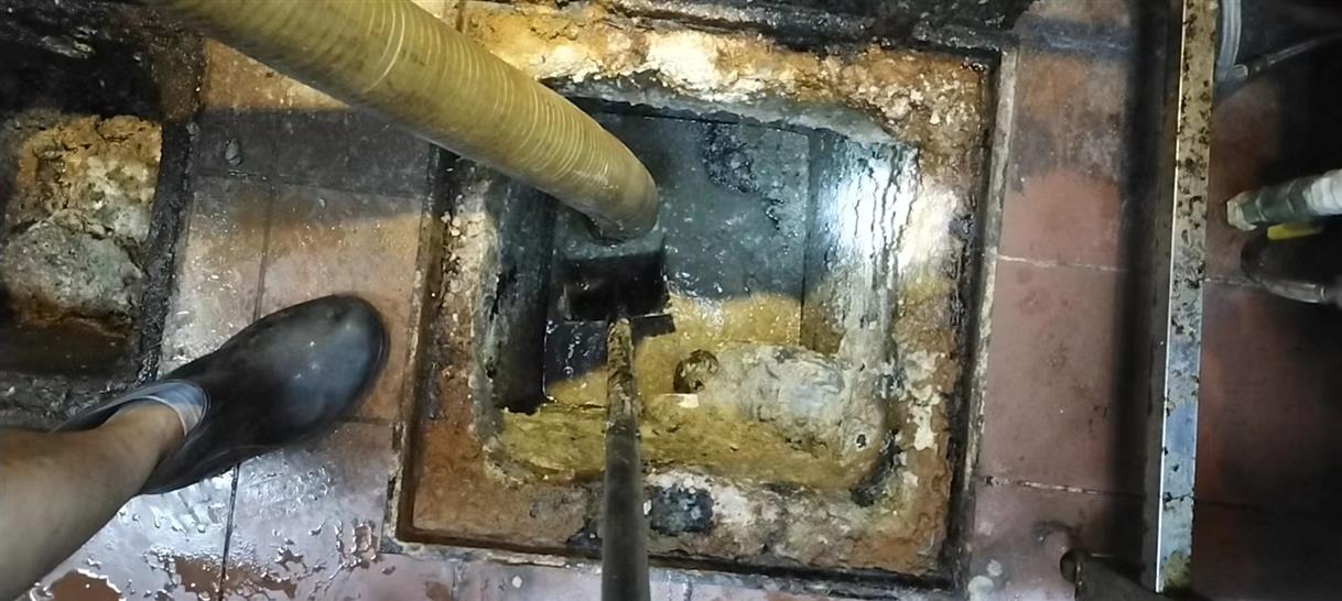 抱罗镇化油池清理-污水池清掏